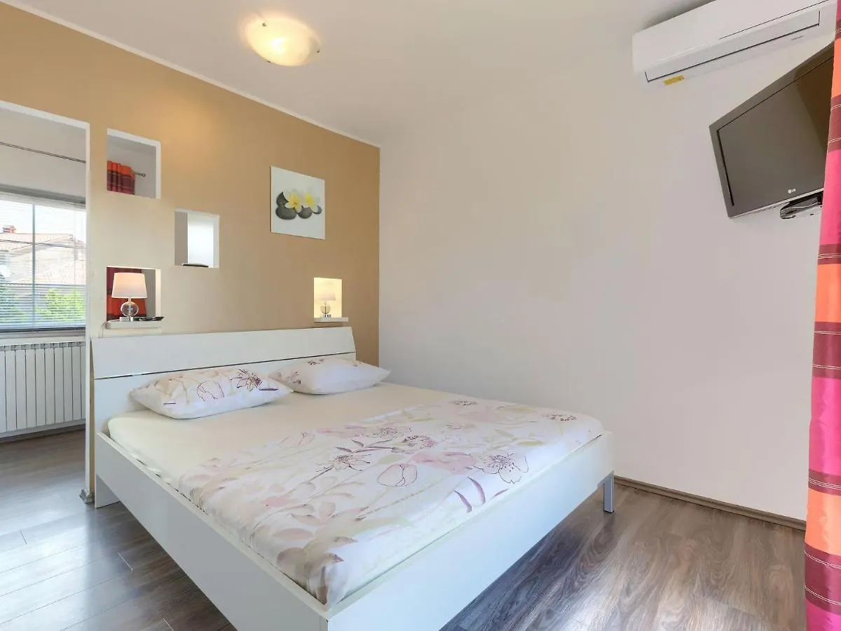 Holiday Home Duje & Mare - Mdn184 By Interhome Liznjan Croatia