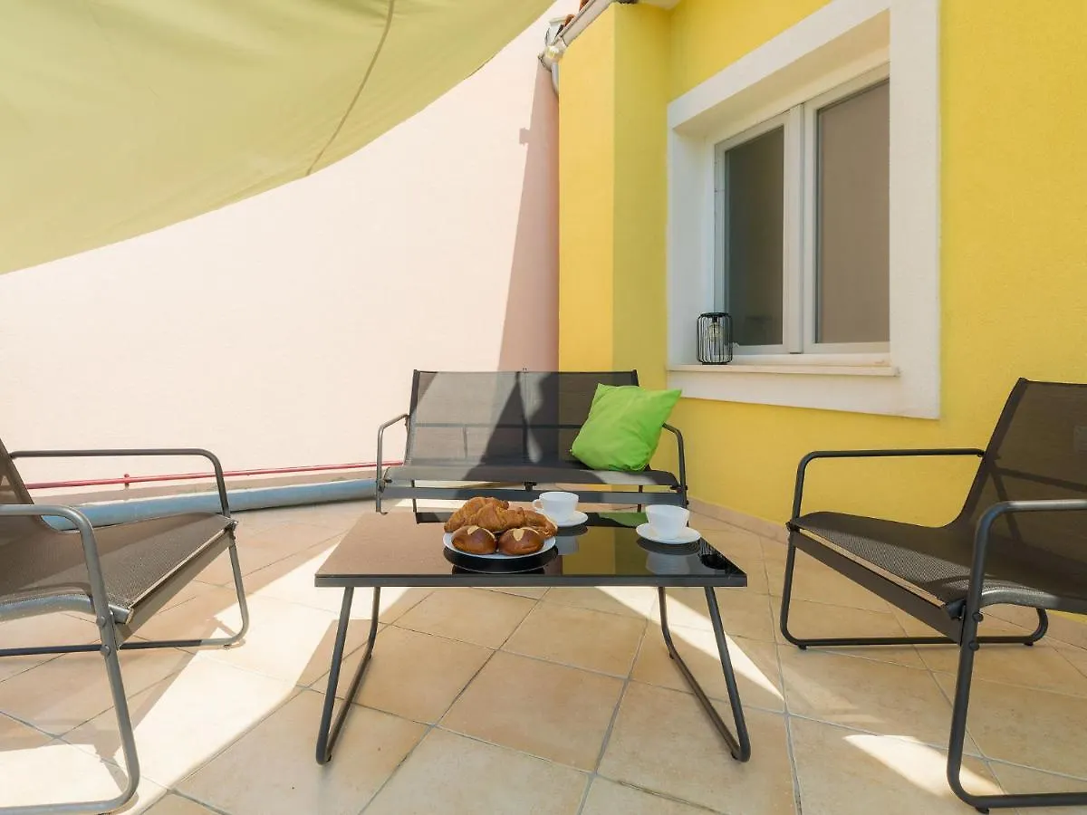 Holiday Home Duje & Mare - Mdn184 By Interhome Liznjan