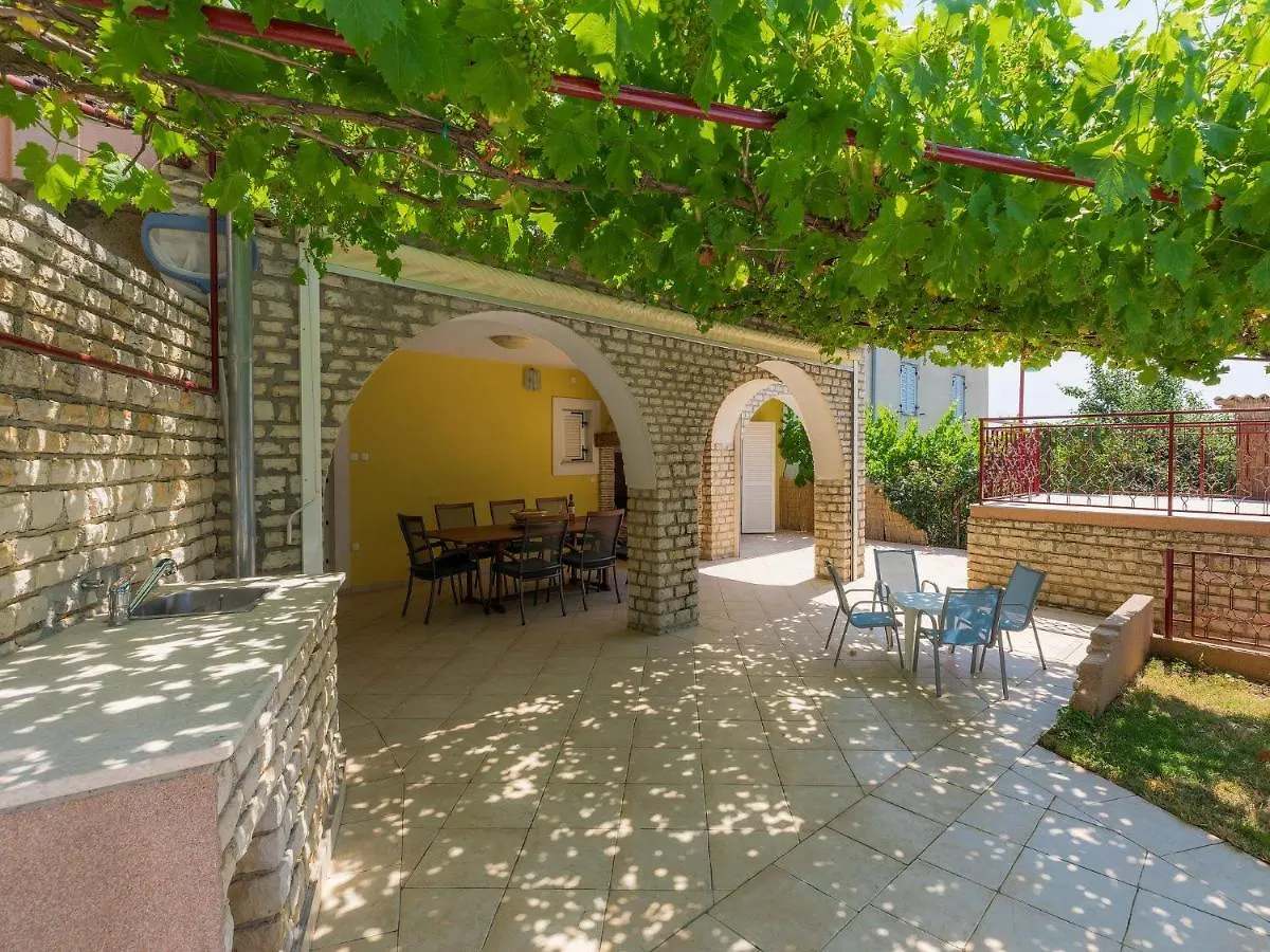 Holiday Home Duje & Mare - Mdn184 By Interhome Liznjan Croatia
